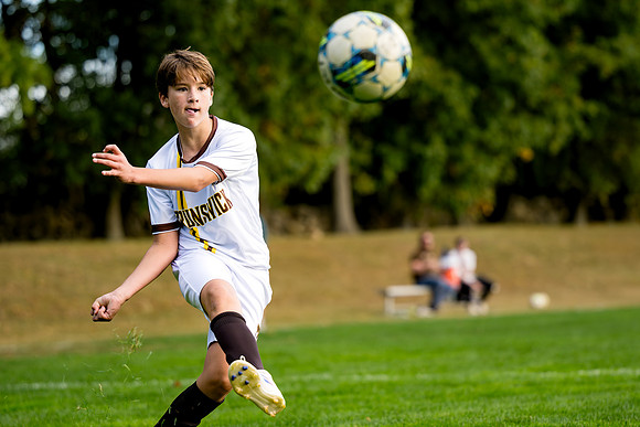 soccer_ms7b_brownwhite_2024-10-08_ah_0107