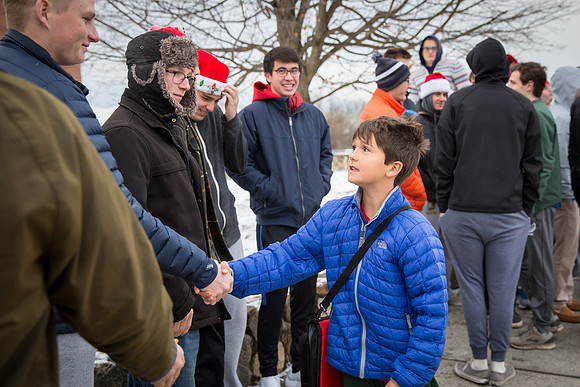 holiday_handshake17_jfess_4376
