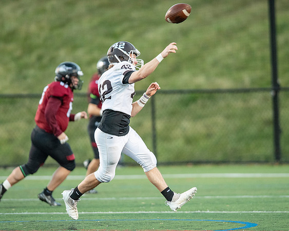 football_jv_2021-11-08_dburns_0592
