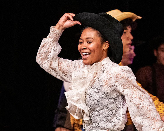 oklahoma_wintermusical_us_dburns_0905