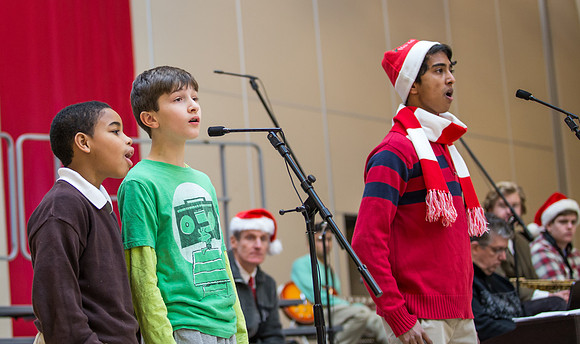 holidayassembly_all_jfess_3261