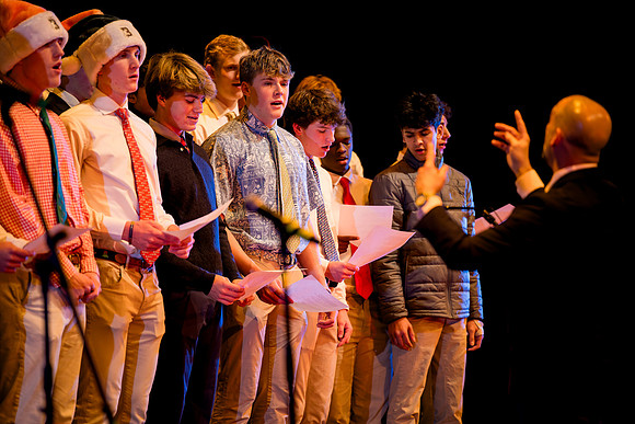 holidayconcert24_us_ah_0159