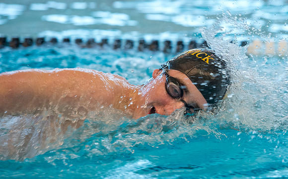 swimming_dburns_4684