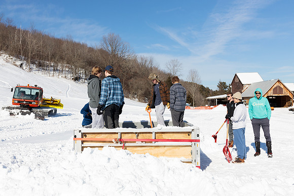 randolphvt2122_trip07_sledding_bdf_1868