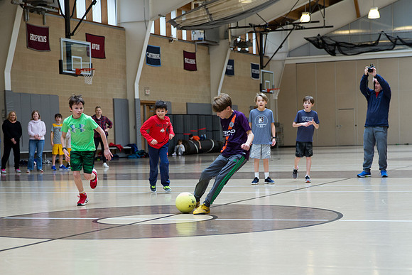 soccer_gr4 faculty19_mkras_0123