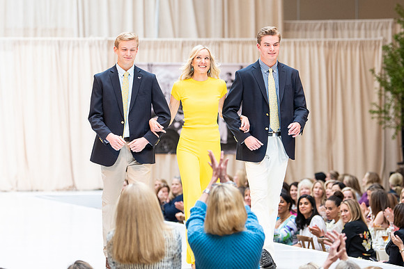 fashionshow19_runway_wkl_1268