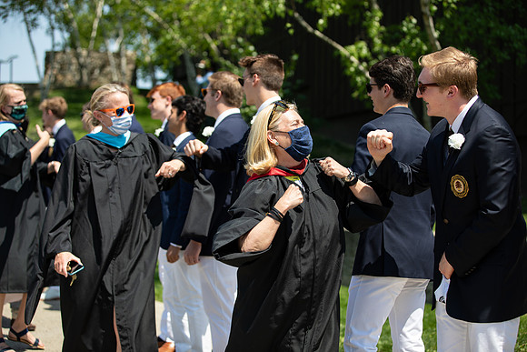 graduation21_pre_gh_0221