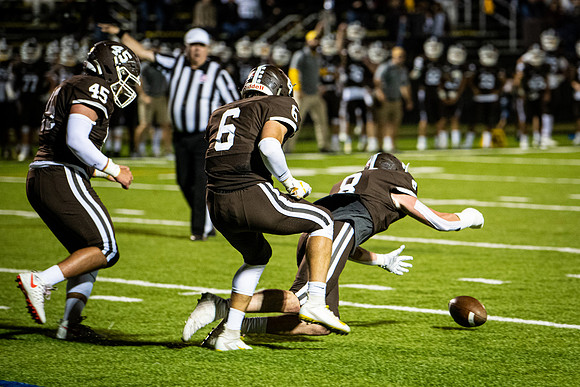 football_2019-09-27_wkl_2507