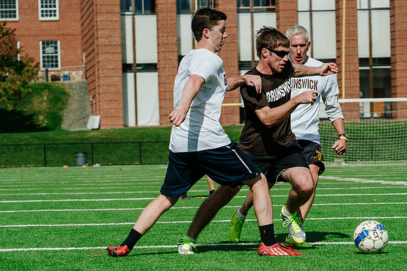 hc15_alumni_soccer_jk_03811