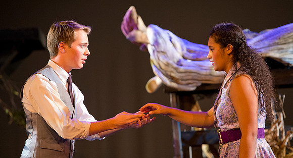 usfallplay_midsummersnight_dburns_3277