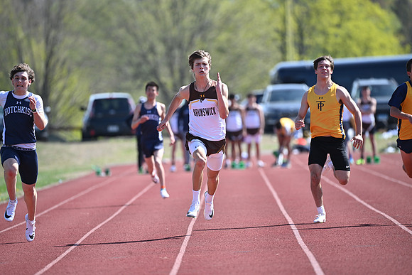 trackfield_2025-04-23_cp_2812