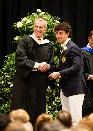 graduation25_diploma_wkl1_5285