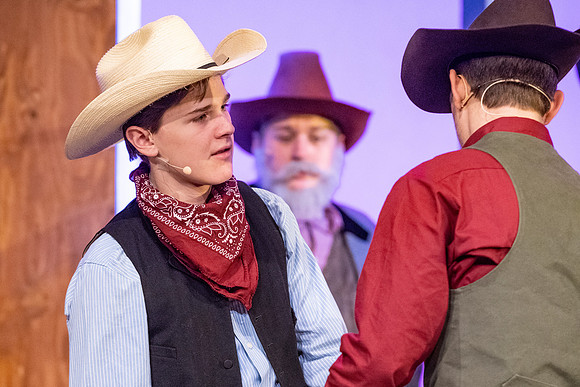 oklahoma_wintermusical_us_dburns_1062
