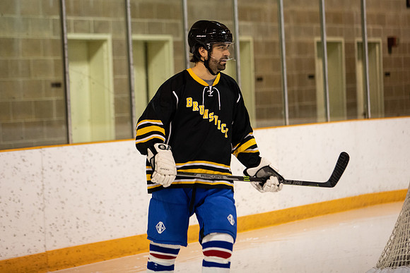 alumni_hockey20_gh_0008