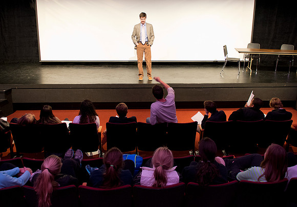 shakespeareproj_alumnivisit_2158