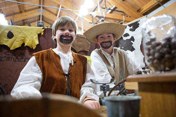 colonialday_parents_mkars_0090