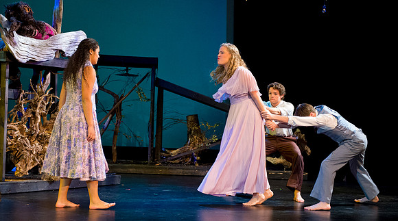 usfallplay_midsummersnight_dburns_1510