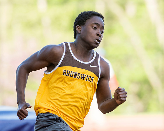 trackfield_2017-05-02_dburns_8200