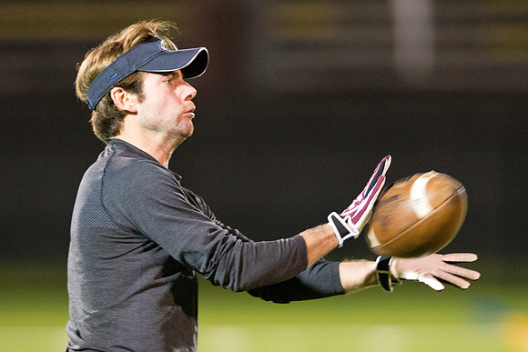 alumni_football15_dburns_6470