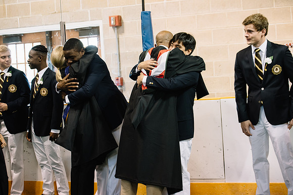 graduation16_hp_9805