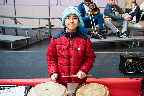 holidayassembly19_wkl_1373