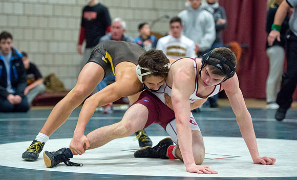wrestling_wneiswa_champs_dburns_7368