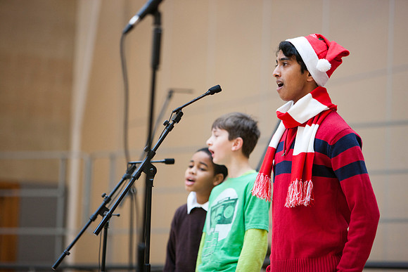holidayassembly_all_mkras_9663