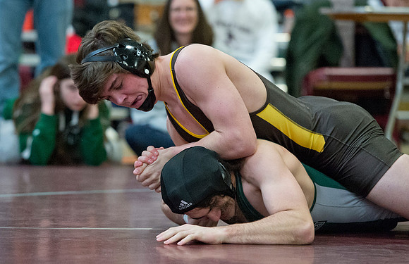 wrestling_wneiswa_champs_dburns_6968