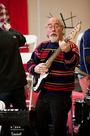 holidayassembly_all_mkras_9418