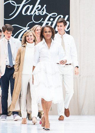 fashionshow19_runway_wkl_1597