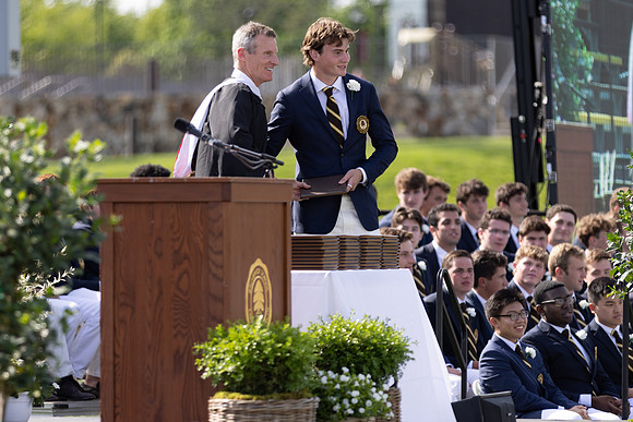 graduation22_diplomas_gh_0547