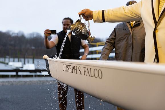 crew_altmanboathouse_falcoshell_gh_0103