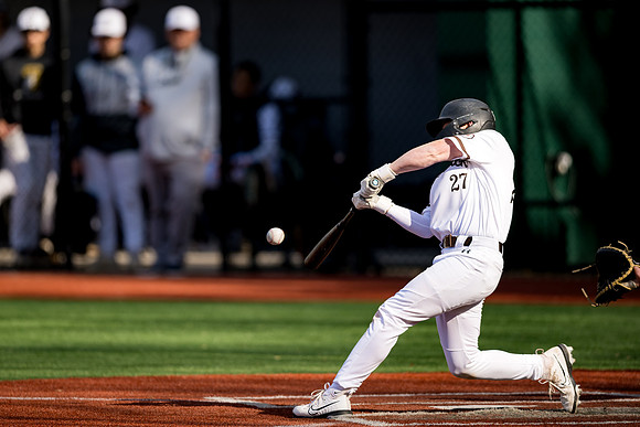 baseball_jv_2025-04-15_ah_0088