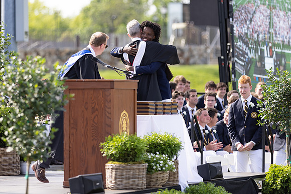graduation22_diplomas_gh_0627