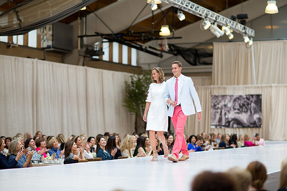 fashionshow19_runway_mk_0278
