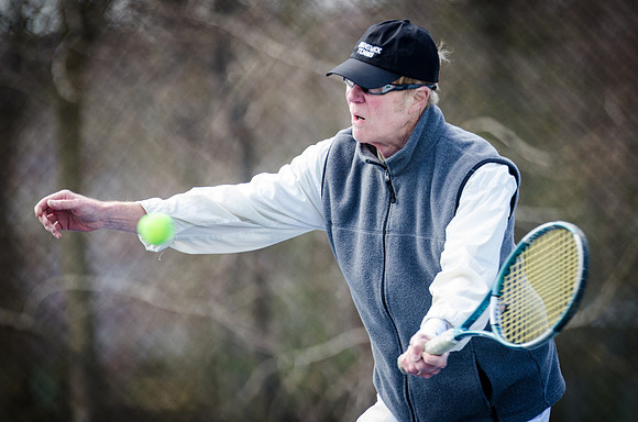 alum_varsitytennis_4076
