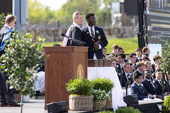 graduation22_diplomas_gh_0577