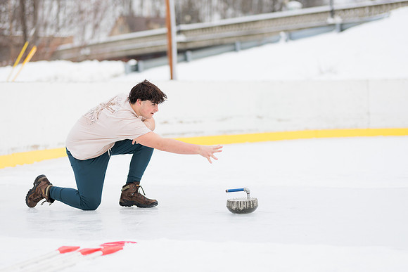 randolphvt2122_trip07_curling_bdf_0668