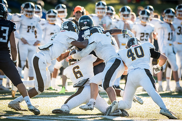 football_nepsac16_wkl_4281