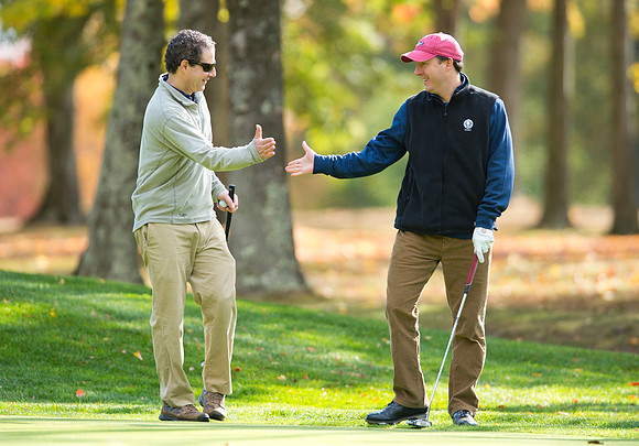 alumni_golfouting13_db_3372