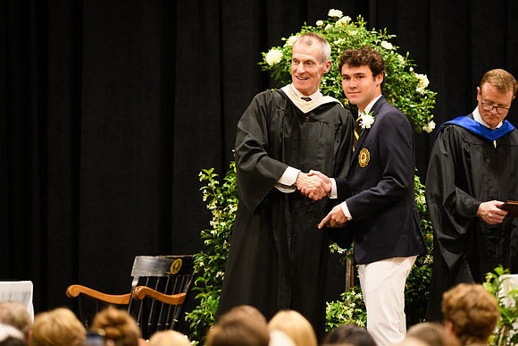 graduation25_diploma_wkl1_5062