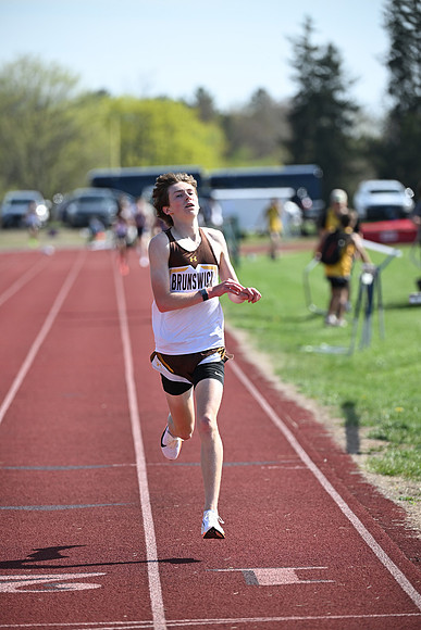 trackfield_2025-04-23_cp_3884