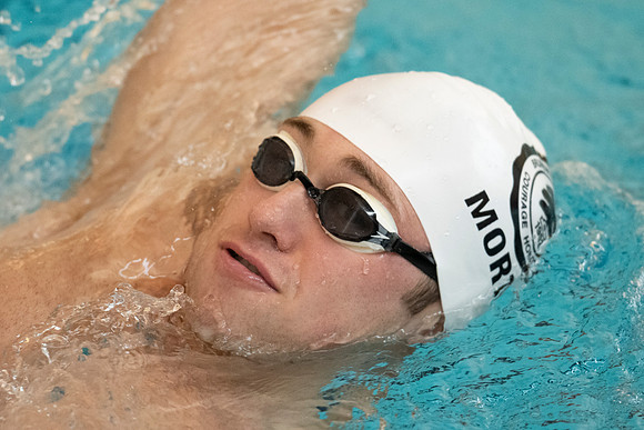 swimming_2021-01-06_dburns_0694