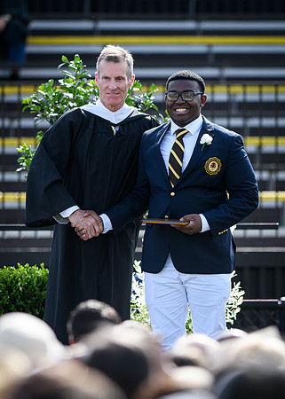 graduation22_diplomas_wkl_0869