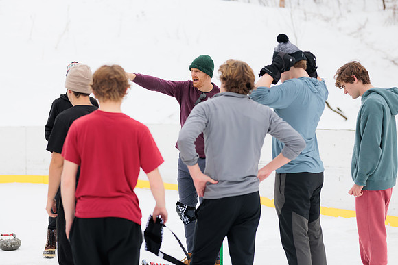 randolphvt2122_trip07_curling_bdf_0563