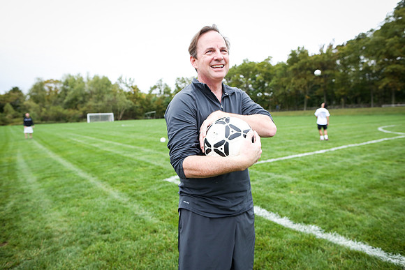 alumni_soccer_3336
