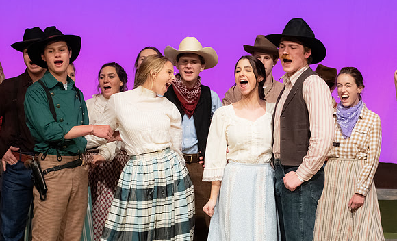 oklahoma_wintermusical_us_dburns_1510