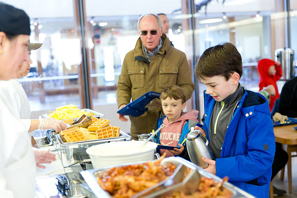fatherson_bfast18_mkras_0045