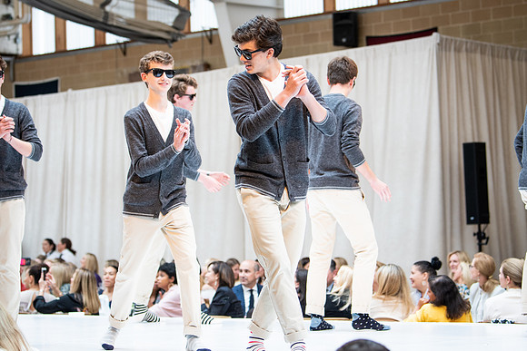 fashionshow19_mob_wkl_2002