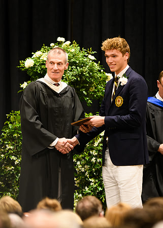 graduation25_diploma_wkl1_4492